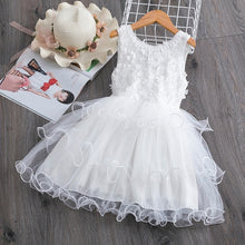 Load image into Gallery viewer, Summer Toddler Girls Lace Cake Dress Kids Sleeveless Floral Mesh Wedding Dresses Children Clothing For Baby Girls 3 to 8 Years
