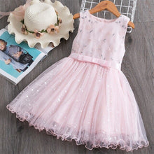 Load image into Gallery viewer, Summer Toddler Girls Lace Cake Dress Kids Sleeveless Floral Mesh Wedding Dresses Children Clothing For Baby Girls 3 to 8 Years