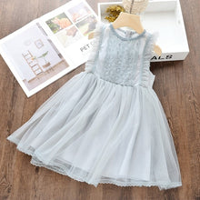 Load image into Gallery viewer, Summer Toddler Girls Lace Cake Dress Kids Sleeveless Floral Mesh Wedding Dresses Children Clothing For Baby Girls 3 to 8 Years
