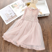 Load image into Gallery viewer, Summer Toddler Girls Lace Cake Dress Kids Sleeveless Floral Mesh Wedding Dresses Children Clothing For Baby Girls 3 to 8 Years
